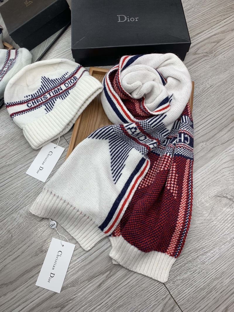 Christian Dior Caps Scarfs